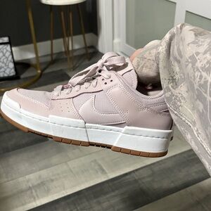 Nike Women's Soft Pink Sneakers